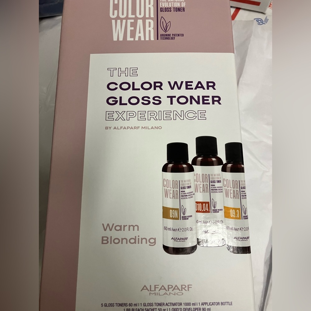 Alfaparf Milano Gloss Toner intro kit